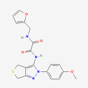 N-(furan-2-ylmethyl)-N'-[2-(4-methoxyphenyl)-4,6-dihydrothieno[3,4-c]pyrazol-3-yl]oxamide