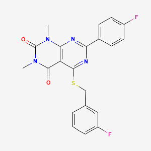 molecular formula C21H16F2N4O2S B2655966 5-((3-fluorobenzyl)thio)-7-(4-fluorophenyl)-1,3-dimethylpyrimido[4,5-d]pyrimidine-2,4(1H,3H)-dione CAS No. 852170-95-7