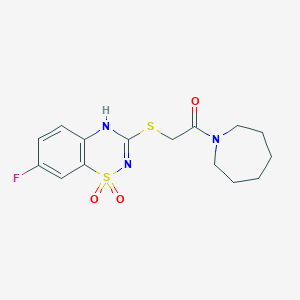 molecular formula C15H18FN3O3S2 B2656328 1-(氮杂环戊-1-基)-2-((7-氟-1,1-二氧化-4H-苯并[e][1,2,4]噻二嗪-3-基)硫代)乙酮 CAS No. 886952-63-2