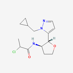 B2656571 2-Chloro-N-[(2R,3R)-2-[2-(cyclopropylmethyl)pyrazol-3-yl]oxolan-3-yl]propanamide CAS No. 2411183-87-2