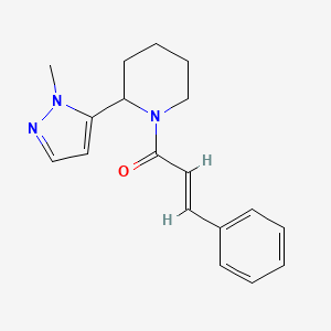 (E)-1-[2-(2-Methylpyrazol-3-yl)piperidin-1-yl]-3-phenylprop-2-en-1-one