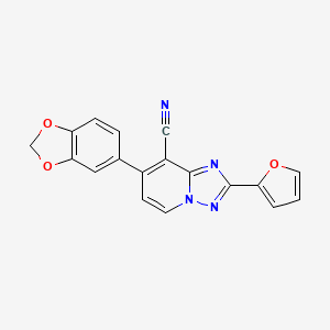 molecular formula C18H10N4O3 B2657771 7-(1,3-Benzodioxol-5-yl)-2-(2-furyl)[1,2,4]triazolo[1,5-a]pyridine-8-carbonitrile CAS No. 860650-37-9