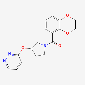 (2,3-Dihydrobenzo[b][1,4]dioxin-5-yl)(3-(pyridazin-3-yloxy)pyrrolidin-1-yl)methanone