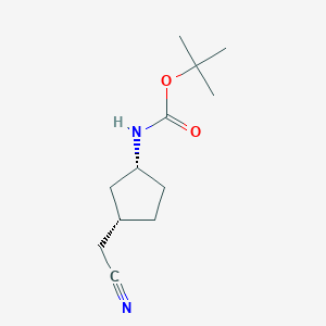 molecular formula C12H20N2O2 B2658251 叔丁基(反式-3-(氰甲基)环戊基)氨基甲酸酯 CAS No. 884006-67-1