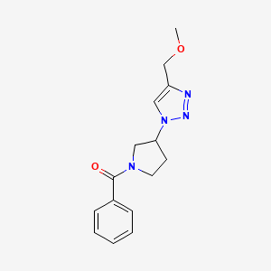 molecular formula C15H18N4O2 B2658519 1-(1-苯甲酰吡咯烷-3-基)-4-(甲氧基甲基)-1H-1,2,3-三唑 CAS No. 2097890-83-8