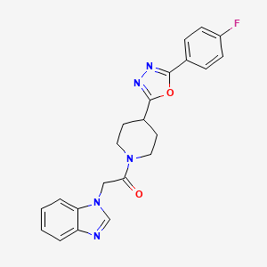 molecular formula C22H20FN5O2 B2660615 2-(1H-benzo[d]imidazol-1-yl)-1-(4-(5-(4-fluorophenyl)-1,3,4-oxadiazol-2-yl)piperidin-1-yl)ethanone CAS No. 1211623-16-3