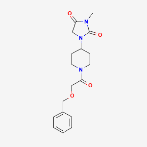 molecular formula C18H23N3O4 B2661383 1-(1-(2-(Benzyloxy)acetyl)piperidin-4-yl)-3-methylimidazolidine-2,4-dione CAS No. 2177060-96-5