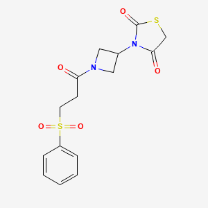 molecular formula C15H16N2O5S2 B2661782 3-(1-(3-(Phenylsulfonyl)propanoyl)azetidin-3-yl)thiazolidine-2,4-dione CAS No. 2034270-60-3