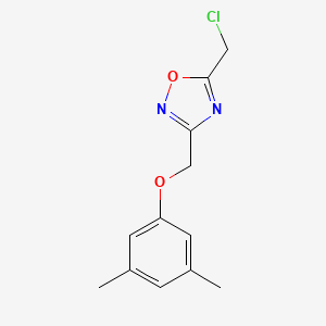 molecular formula C12H13ClN2O2 B2661868 5-(Chloromethyl)-3-(3,5-dimethylphenoxymethyl)-1,2,4-oxadiazole CAS No. 1423024-66-1
