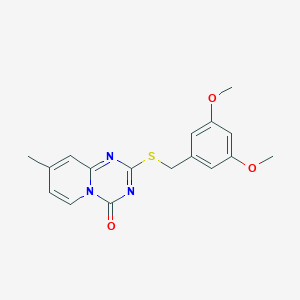 molecular formula C17H17N3O3S B2662248 2-[(3,5-二甲氧基苯基)甲基硫代]-8-甲基吡啶并[1,2-a][1,3,5]三嗪-4-酮 CAS No. 896335-87-8