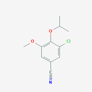 molecular formula C11H12ClNO2 B2662354 3-氯-5-甲氧基-4-(丙酮-2-氧基)苯甲腈 CAS No. 855715-19-4