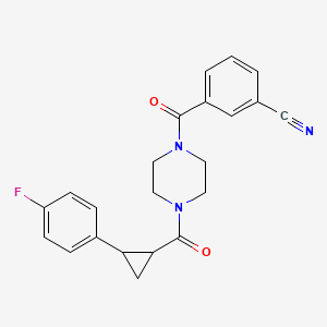 molecular formula C22H20FN3O2 B2662926 3-(4-(2-(4-Fluorophenyl)cyclopropanecarbonyl)piperazine-1-carbonyl)benzonitrile CAS No. 1210722-83-0