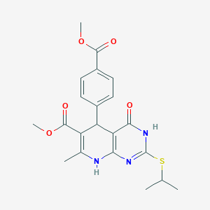 molecular formula C21H23N3O5S B2662972 对甲酯基 2-(异丙硫基)-5-(4-(甲氧基羰基)苯基)-7-甲基-4-氧代-3,4,5,8-四氢喹啉并[2,3-d]嘧啶-6-羧酸酯 CAS No. 924109-73-9