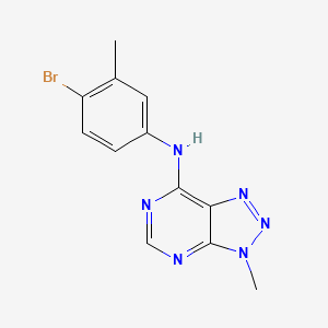 molecular formula C12H11BrN6 B2662996 N-(4-溴-3-甲基苯基)-3-甲基-3H-[1,2,3]三唑并[4,5-d]嘧啶-7-胺 CAS No. 899995-72-3