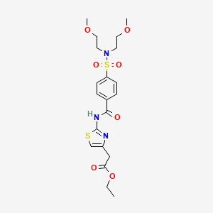 molecular formula C20H27N3O7S2 B2663084 乙酸-2-[2-[[4-[双(2-甲氧基乙基)磺酰]苯甲酰)氨基]-1,3-噻唑-4-基]乙酸酯 CAS No. 391221-75-3