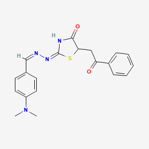 molecular formula C20H20N4O2S B2663885 (E)-2-((Z)-(4-(二甲基氨基)苯甲亚甲基)肼基)-5-(2-氧代-2-苯基乙基)噻唑啉-4-酮 CAS No. 1321729-43-4