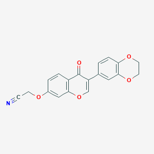 B2664978 2-((3-(2,3-dihydrobenzo[b][1,4]dioxin-6-yl)-4-oxo-4H-chromen-7-yl)oxy)acetonitrile CAS No. 843668-88-2