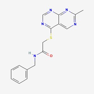 molecular formula C16H15N5OS B2665705 N-benzyl-2-((7-methylpyrimido[4,5-d]pyrimidin-4-yl)thio)acetamide CAS No. 1286705-92-7