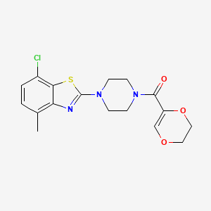 molecular formula C17H18ClN3O3S B2665969 (4-(7-Chloro-4-methylbenzo[d]thiazol-2-yl)piperazin-1-yl)(5,6-dihydro-1,4-dioxin-2-yl)methanone CAS No. 897488-14-1