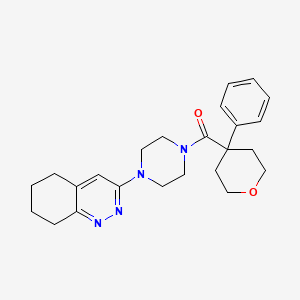 (4-phenyltetrahydro-2H-pyran-4-yl)(4-(5,6,7,8-tetrahydrocinnolin-3-yl)piperazin-1-yl)methanone