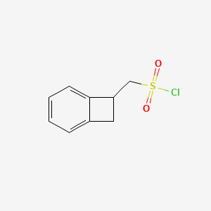 molecular formula C9H9ClO2S B2666545 {Bicyclo[4.2.0]octa-1,3,5-trien-7-yl}methanesulfonyl chloride CAS No. 1510883-96-1