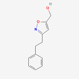 molecular formula C12H13NO2 B2666587 [3-(2-苯乙基)-1,2-噁唑-5-基]甲醇 CAS No. 371227-48-4