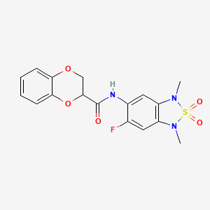 molecular formula C17H16FN3O5S B2666721 N-(6-氟-1,3-二甲基-2,2-二氧代-1,3-二氢苯并[c][1,2,5]噻二唑-5-基)-2,3-二氢苯并[b][1,4]二氧杂环己烷-2-甲酸酰胺 CAS No. 2034541-49-4