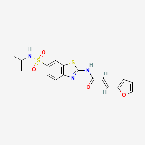 molecular formula C17H17N3O4S2 B2667102 (E)-3-(呋喃-2-基)-N-(6-(N-异丙基磺酰基)苯并[d]噻唑-2-基)丙烯酰胺 CAS No. 868213-73-4