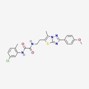 molecular formula C23H22ClN5O3S B2667971 N1-(5-chloro-2-methylphenyl)-N2-(2-(2-(4-methoxyphenyl)-6-methylthiazolo[3,2-b][1,2,4]triazol-5-yl)ethyl)oxalamide CAS No. 896322-34-2