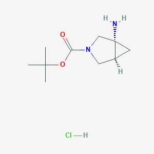 molecular formula C10H19ClN2O2 B2668732 叔丁基(1R,5S)-1-氨基-3-氮杂双环[3.1.0]己烷-3-羧酸乙酯；盐酸盐 CAS No. 2580100-28-1