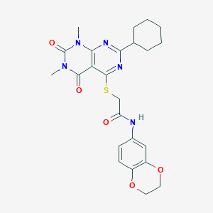 molecular formula C24H27N5O5S B2669261 2-((2-cyclohexyl-6,8-dimethyl-5,7-dioxo-5,6,7,8-tetrahydropyrimido[4,5-d]pyrimidin-4-yl)thio)-N-(2,3-dihydrobenzo[b][1,4]dioxin-6-yl)acetamide CAS No. 893914-61-9
