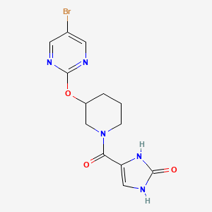 molecular formula C13H14BrN5O3 B2669867 4-(3-((5-溴嘧啶-2-基)氧)哌啶-1-甲酰)-1H-咪唑-2(3H)-酮 CAS No. 2177059-50-4