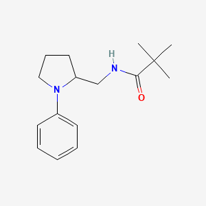 molecular formula C16H24N2O B2669907 N-((1-苯基吡咯烷-2-基)甲基)戊酰胺 CAS No. 1797642-87-5
