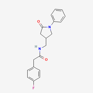 molecular formula C19H19FN2O2 B2669911 2-(4-氟苯基)-N-((5-氧代-1-苯基吡咯烷-3-基)甲基)乙酰胺 CAS No. 954651-34-4