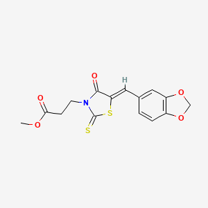 molecular formula C15H13NO5S2 B2670974 (Z)-methyl 3-(5-(benzo[d][1,3]dioxol-5-ylmethylene)-4-oxo-2-thioxothiazolidin-3-yl)propanoate CAS No. 300812-74-2