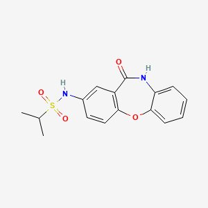 molecular formula C16H16N2O4S B2671434 N-(11-氧代-10,11-二氢二苯并[b,f][1,4]噁唑-2-基)丙烷-2-磺酰胺 CAS No. 922011-59-4