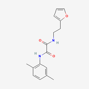 molecular formula C16H18N2O3 B2671451 N'-(2,5-二甲基苯基)-N-[2-(呋喃-2-基)乙基]氧酰胺 CAS No. 898361-19-8