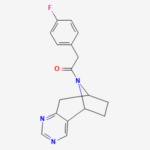 molecular formula C17H16FN3O B2671914 2-(4-氟苯基)-1-((5R,8S)-6,7,8,9-四氢-5H-5,8-环丙基-10-基)乙酮 CAS No. 1903867-22-0