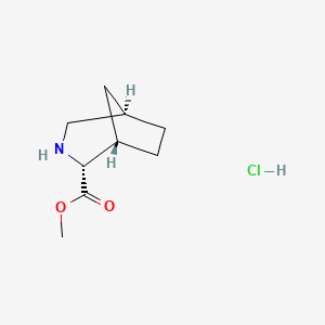 molecular formula C9H16ClNO2 B2672791 甲基(1S,2R,5R)-3-氮杂双环[3.2.1]辛烷-2-羧酸酯；盐酸盐 CAS No. 2470280-09-0