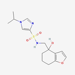 B2673364 N-((4-hydroxy-4,5,6,7-tetrahydrobenzofuran-4-yl)methyl)-1-isopropyl-1H-imidazole-4-sulfonamide CAS No. 2320504-10-5