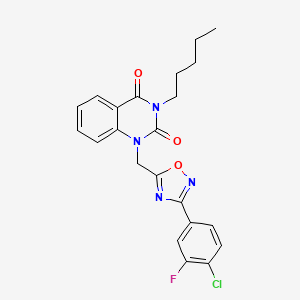 molecular formula C22H20ClFN4O3 B2673833 1-((3-(4-chloro-3-fluorophenyl)-1,2,4-oxadiazol-5-yl)methyl)-3-pentylquinazoline-2,4(1H,3H)-dione CAS No. 1207014-42-3