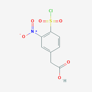 molecular formula C8H6ClNO6S B2674377 2-[4-(氯磺酰)-3-硝基苯基]乙酸 CAS No. 1864063-25-1