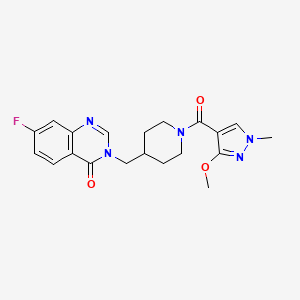 molecular formula C20H22FN5O3 B2674545 7-Fluoro-3-[[1-(3-methoxy-1-methylpyrazole-4-carbonyl)piperidin-4-yl]methyl]quinazolin-4-one CAS No. 2415517-77-8