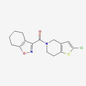 molecular formula C15H15ClN2O2S B2674572 (2-chloro-6,7-dihydrothieno[3,2-c]pyridin-5(4H)-yl)(4,5,6,7-tetrahydrobenzo[d]isoxazol-3-yl)methanone CAS No. 2034553-82-5