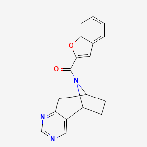 molecular formula C18H15N3O2 B2674797 benzofuran-2-yl((5R,8S)-6,7,8,9-tetrahydro-5H-5,8-epiminocyclohepta[d]pyrimidin-10-yl)methanone CAS No. 2058872-46-9