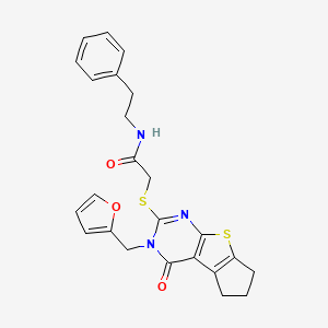 molecular formula C24H23N3O3S2 B2675376 2-((3-(furan-2-ylmethyl)-4-oxo-4,5,6,7-tetrahydro-3H-cyclopenta[4,5]thieno[2,3-d]pyrimidin-2-yl)thio)-N-phenethylacetamide CAS No. 717831-26-0