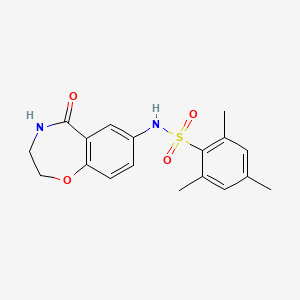 molecular formula C18H20N2O4S B2675447 2,4,6-三甲基-N-(5-氧代-2,3,4,5-四氢苯并[f][1,4]噁氮杂环庚-7-基)苯磺酰胺 CAS No. 922009-24-3