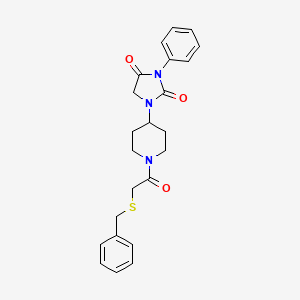 1-(1-(2-(Benzylthio)acetyl)piperidin-4-yl)-3-phenylimidazolidine-2,4-dione