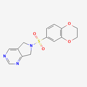 molecular formula C14H13N3O4S B2675611 6-((2,3-dihydrobenzo[b][1,4]dioxin-6-yl)sulfonyl)-6,7-dihydro-5H-pyrrolo[3,4-d]pyrimidine CAS No. 1706194-50-4