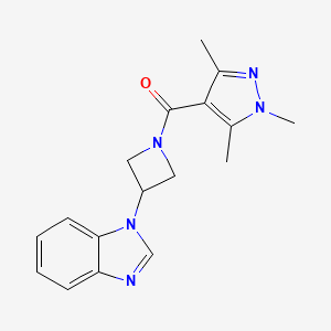 molecular formula C17H19N5O B2675820 [3-(Benzimidazol-1-yl)azetidin-1-yl]-(1,3,5-trimethylpyrazol-4-yl)methanone CAS No. 2380084-99-9